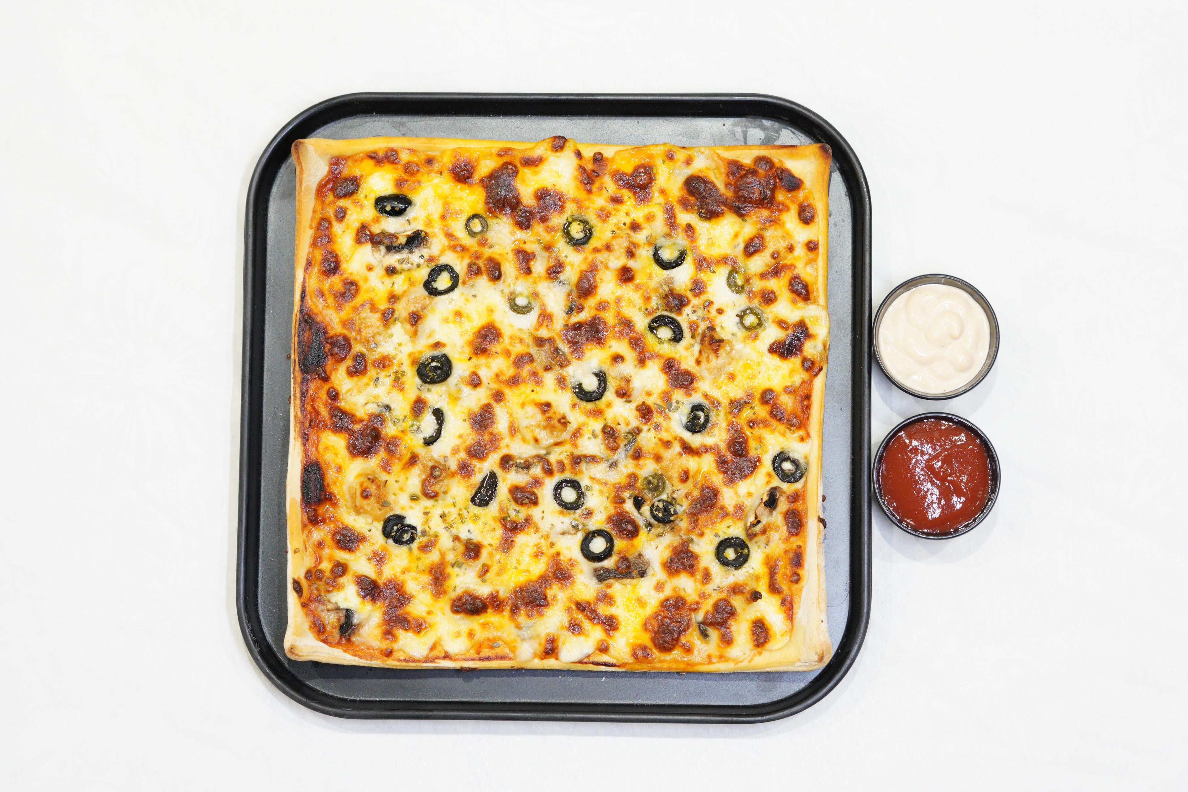 پیتزا چیکن آلفردو